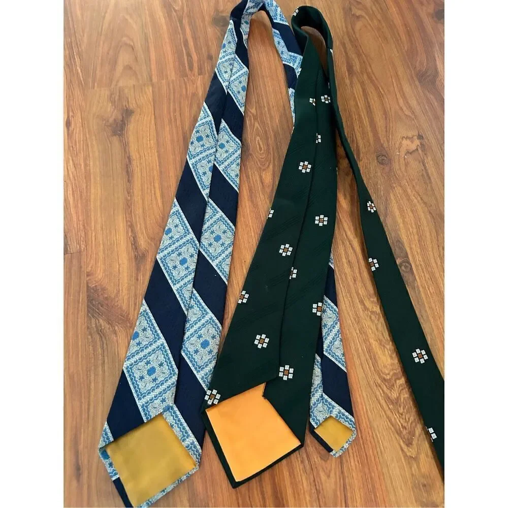 2 vintage 1970's ties wide printed green daisy blue large